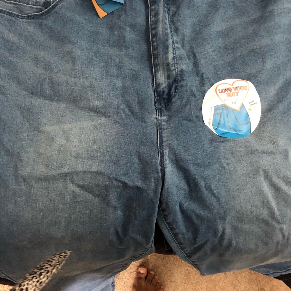 Jeans - Picture 2 of 2